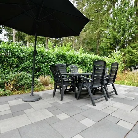 Cosy W Garden Patio Chalet *