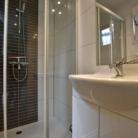 With Dishwasher And Wooded Location Vorden