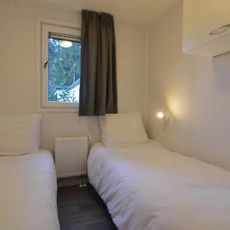 Cosy W Garden Patio Chalet Vorden