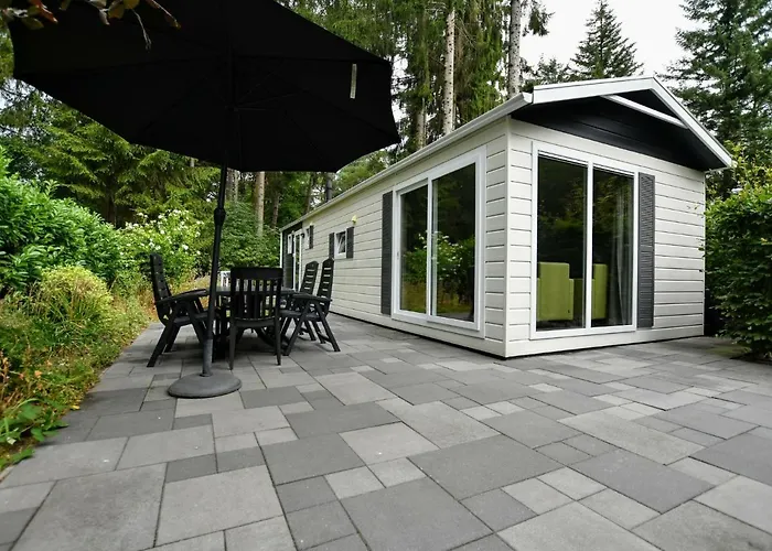 Cosy W Garden Patio Σαλέ