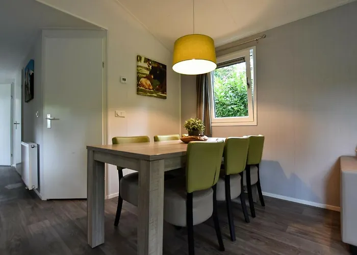 Cosy W Garden Patio Alpstuga Vorden