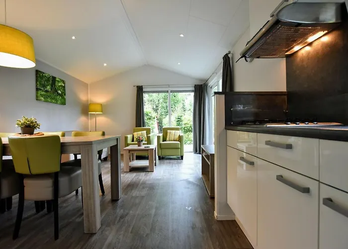 Cosy W Garden Patio Alpstuga