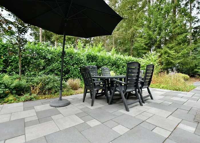 Cosy W Garden Patio Alpstuga *